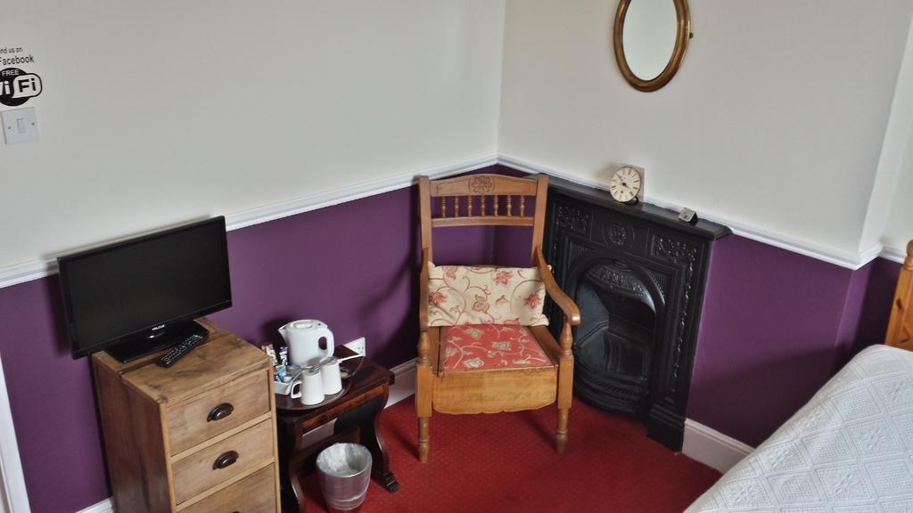 The Ship Inn Fordingbridge Room photo